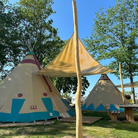 Апартаменти Tipi Illinois Falkenberg/Elster Екстер'єр фото